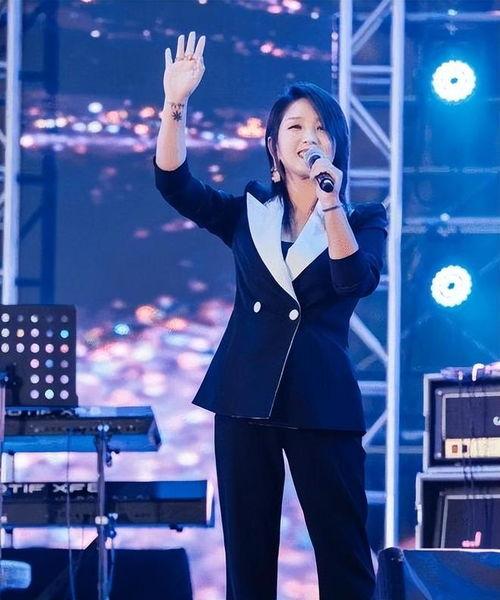 明星怎么商演,揭秘明星如何打造高人气商业演出