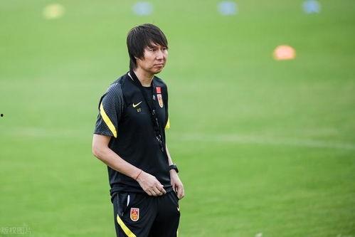 李铁爆料足球报道视频播放,足球报道背后的真相与内幕