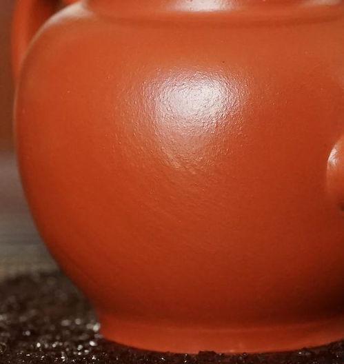 朱泥大红袍怎么看料的好,鉴赏泥料之艺术与技巧